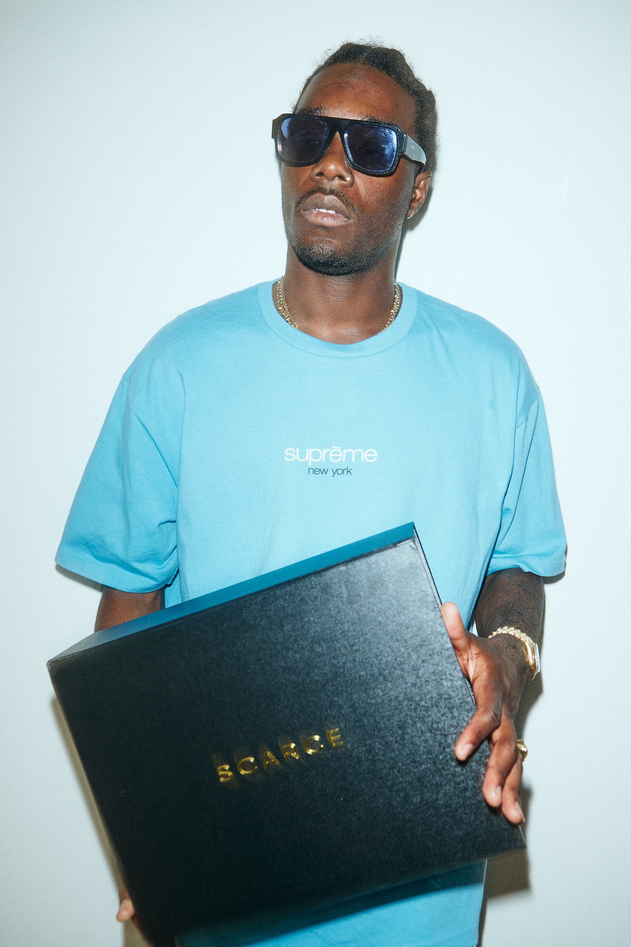 MEN'S PREMIUM HYPE BOX (LIMITED TO 100) BARRIERS